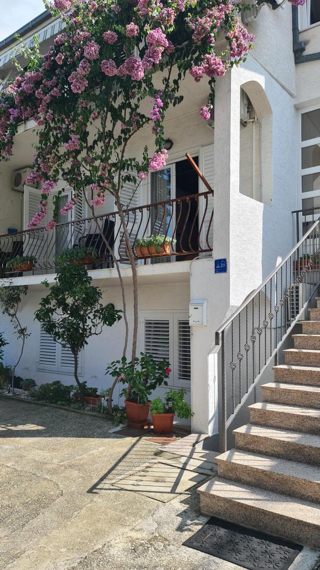 Apartmani Marivo บาชกาโวดา ภายนอก รูปภาพ
